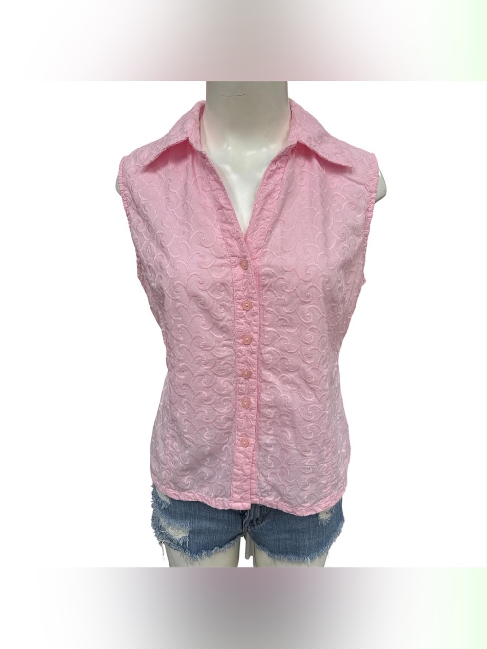 Ivy Eyelet Sleeveless Button-Down Shirt in Light Pink Size M